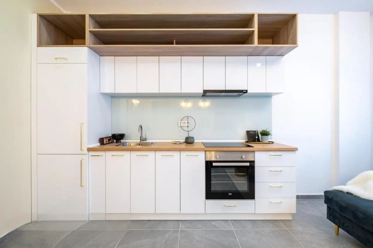 Cozy Cheerful In Center Bucharest Apartment