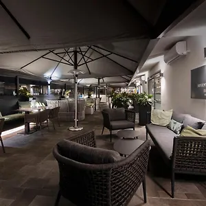 **** Hotel 77 Seventy-seven - Maison D'art Collection Italia